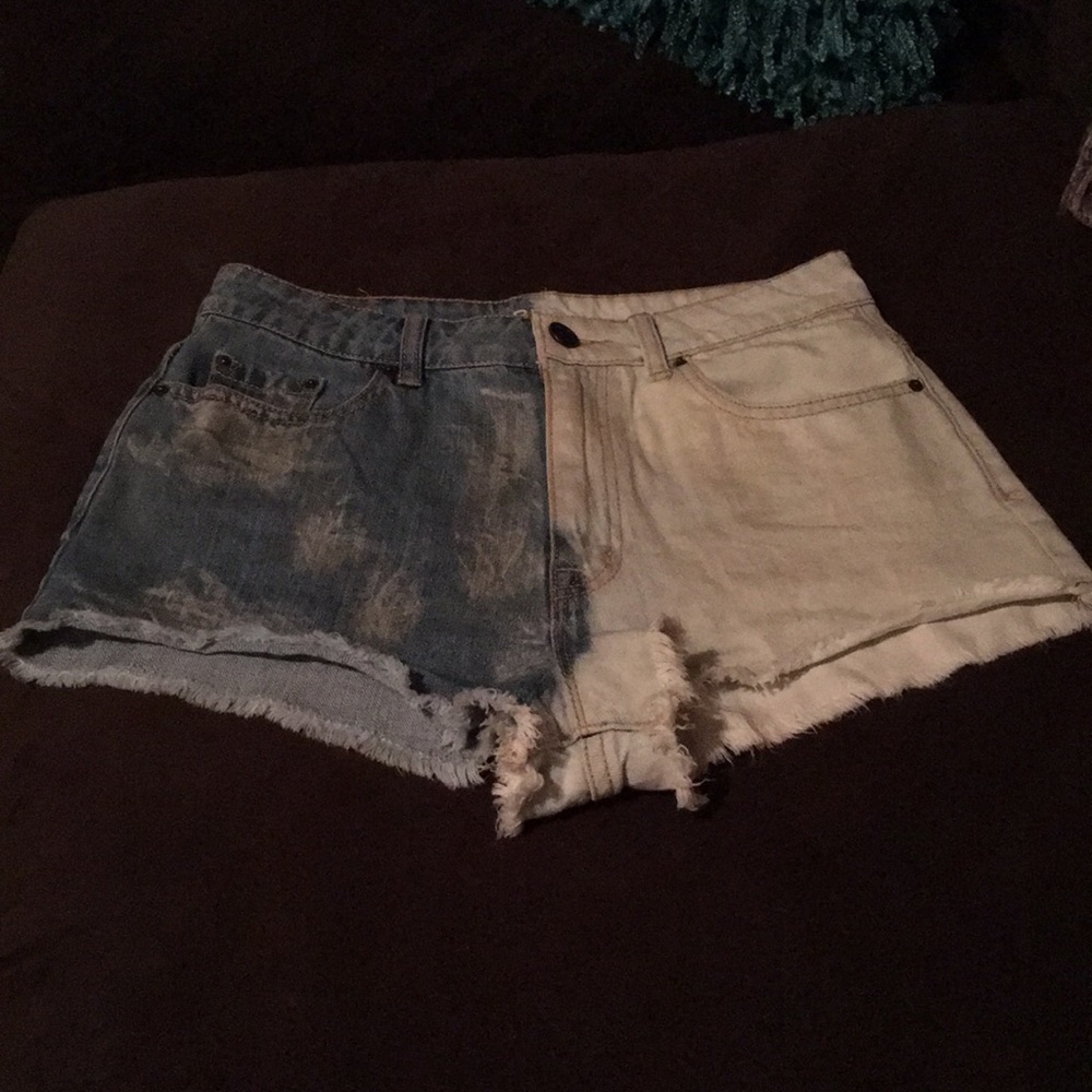 BDH HIGH RISE DREE DENIM CHEEKY SHORT